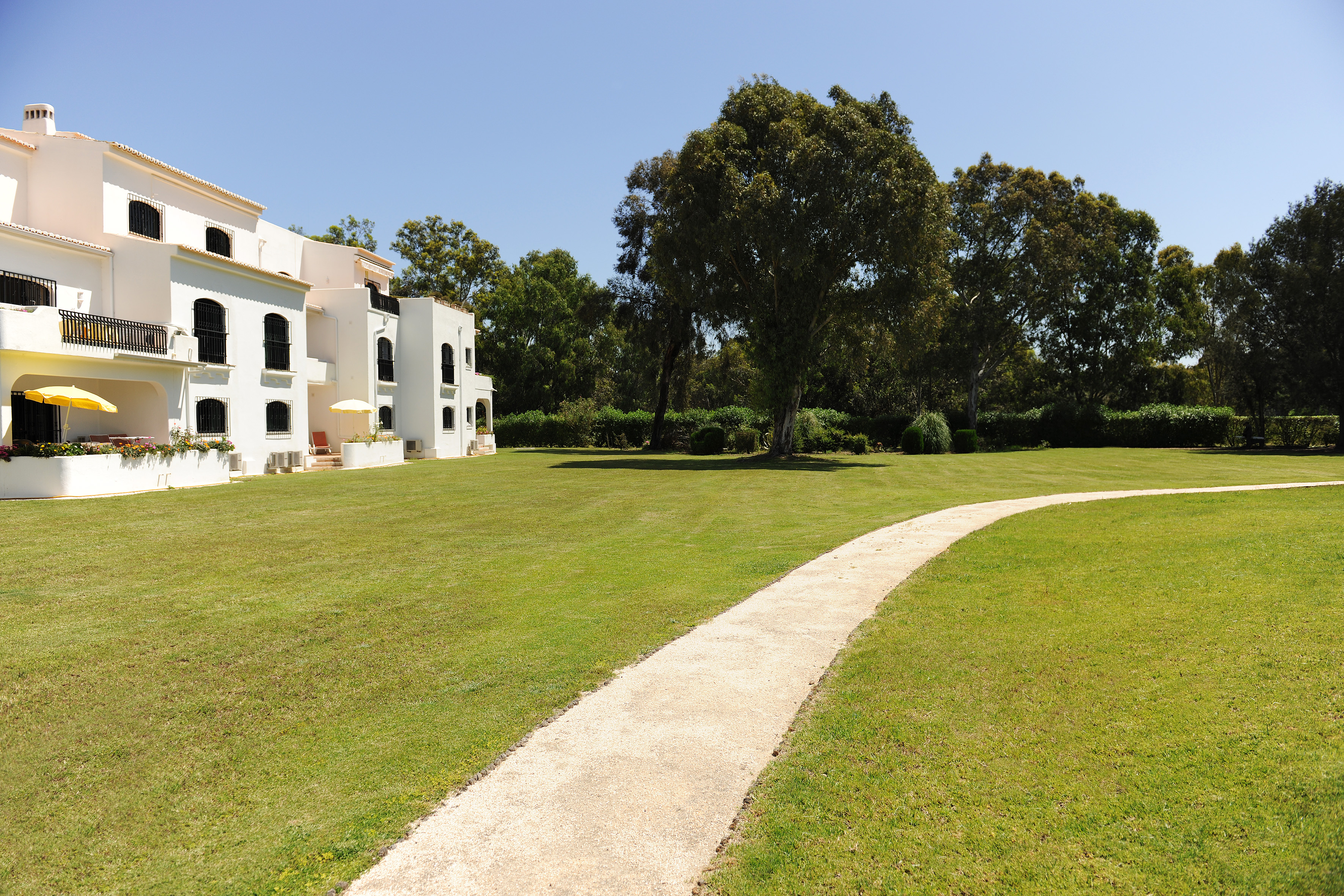 Penina Apartments